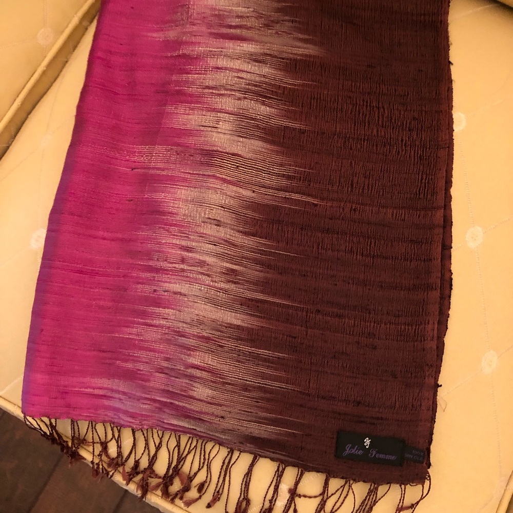 💯% Silk Jolie Femme Pink, Ivory, & Brown Fringed Scarf/Wrap - Picture 9 of 10